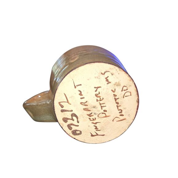 Fingerprint Pottery Pontotoc, MS Tan & Green Drip Glazed Art Pottery Coffee Mug - Picture 6 of 7